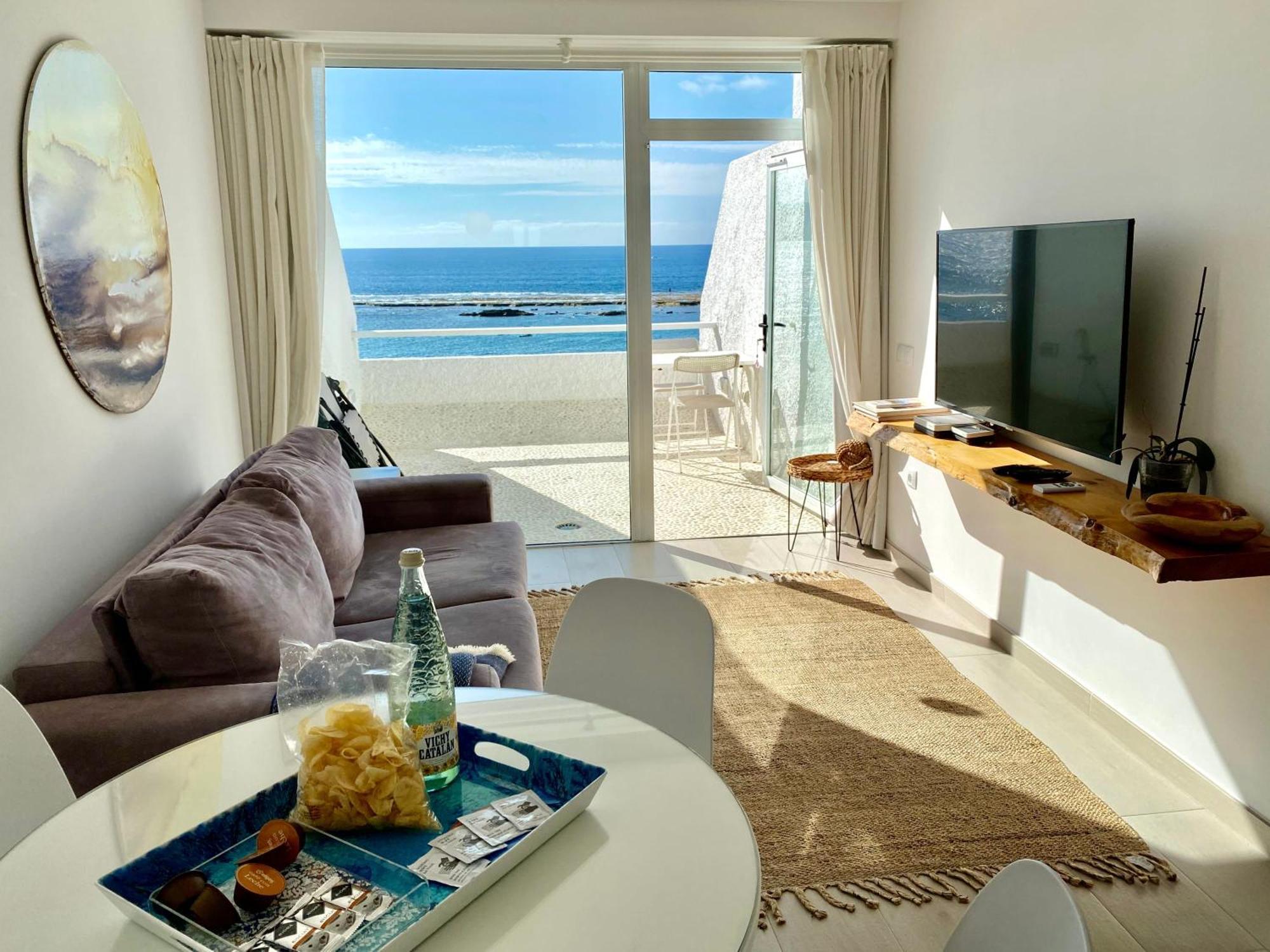 라스팔마스 Beachfront Apt With Open Terrace In Las Canteras 아파트 외부 사진